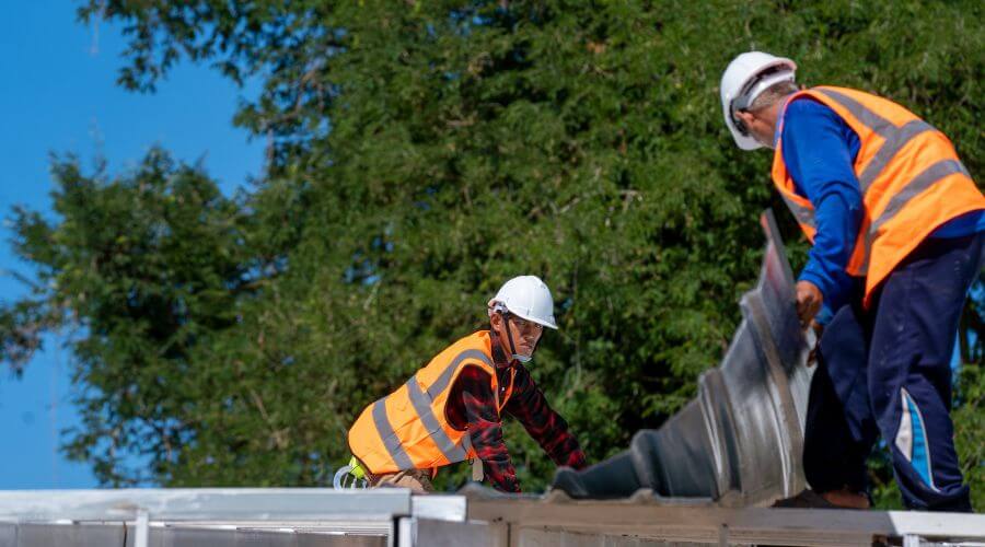 Professional new roof installation services in Baker, FL